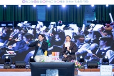 이재준 수원시장,동원고·동우여고1학년 학생들 만나 이야기 나눠:경인투데이뉴스 ≪경인투데이뉴스≫ 이재준 수원시장,동원고·동우여고1학년... 