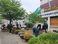 안산시 초지동, 주민들에게 청사 주변‘꽃길’선사:경인투데이뉴스 ≪경인투데이뉴스≫ 안산시 초지동, 주민들에게 청사 주변‘꽃길’선사