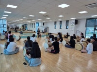 ‘전통문화를 알려요’ 부평2동 주민자치회, 동수중학교 학생들과 함께 전통 풍물체험 진행:경인투데이뉴스 ≪경인투데이뉴스≫ ‘전통문화를... 