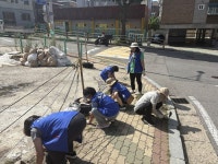 인천 남동구 구월3동 통장공동체, 잔디뽑기 봉사로 쾌적한 마을 조성:경인투데이뉴스 ≪경인투데이뉴스≫ 인천 남동구 구월3동 통장공동체... 