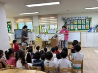 - 폐유리로 그리는 자원순환의 미래 - 인천 남동구 구월3동, 찾아가는... 미래 - 인천 남동구 구월3동, 찾아가는 자원순환 만들기 수업 실시
