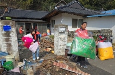 아우내은빛복지관, 천안시 능수100인회 연계 병천면 취약계층 주거환경개선 봉사:경인투데이뉴스 ≪경인투데이뉴스≫ 아우내은빛복지관... 