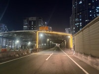 동서고가로 밤길이 더 선명해진다 부산시설공단, 발광형 표지로 교통사고 저감 시동:경인투데이뉴스 ≪경인투데이뉴스≫ 동서고가로 밤길이 더... 