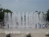 서울시, 9월까지 432개 분수 가동한다 < 공원 < 조경·경관 < 기사본문 - Landscape Times 서울시, 9월까지 432개 분수 가동한다