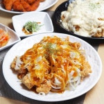 충만치킨 전북대점 - 전북 전주시 덕진구 덕진동1가 지역맛집