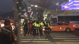 정치 - 환수복지당 미군기지환수시위 186일째