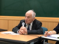 베스트 - 홀렁베이강연회 <2019년 국제정세와 유엔헌장> ... <정치투쟁외 다른방법 없어>