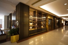  Gucci Stores - Page 6 - SkyscraperCity