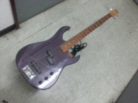 	베이스기타 (국산 상태좋은 제품) 가격내려서 5만원에 판매합니다 - 뮬