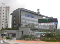 대전동부경찰서 전국서 훔친 휴대전화‧카드 이용 현금 빼돌린 20대... 대전동부경찰서 전국서 훔친 휴대전화‧카드 이용 현금 빼돌린 20대... 