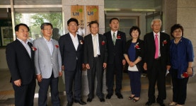 나주 빛가람동 첫 아파트 경로당 개소 - 나주시청 나주 빛가람동 첫 아파트 경로당 개소