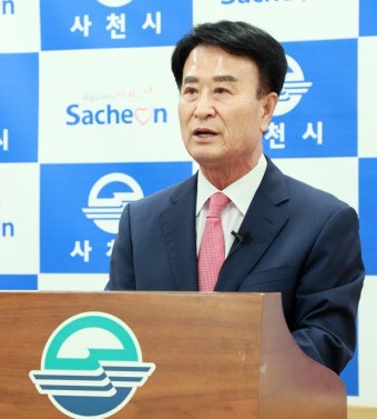 박동식 시장 “부울경 행정통합 선언 박완수 지지” - 뉴스사천 박동식 시장 “부울경 행정통합 선언 박완수 지지”