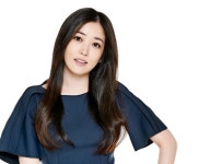 꿀광 피부 최정원, 화장품 브랜드 로제 뮤즈 발탁!