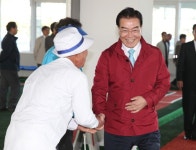 우 지사, 전국체전 대비 경기장 점검.. - 제주환경일보 우 지사, 전국체전 대비 경기장 점검..