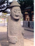 [향토문화]탐라 수호신..이도1동 삼성혈 입구 돌하르방(돌할으방) - 제주환경일보 [향토문화]탐라 수호신..이도1동 삼성혈 입구 돌하르방(돌할으방)