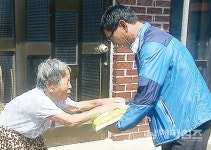 창선면, 추석명절 온정의 손길 이어져 - 남해시대 