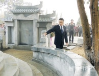 남해방문단, 구국영웅 등자룡 장군 묘소 참배 - 남해시대 남해방문단, 구국영웅 등자룡 장군 묘소 참배