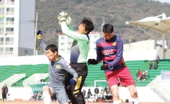 남면축구회, 초대 축구협회장기 휘날리다 - 남해시대 남면축구회, 초대 축구협회장기 휘날리다