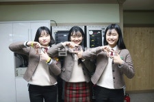 남해고등학교 영상 동아리 꿈틀 우리들의 꿈을 틀에 담다 - 남해시대 남해고등학교 영상 동아리 꿈틀 우리들의 꿈을 틀에 담다