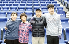 보물섬시네마의 아침을 여는 사람들 - 남해시대 보물섬시네마의 아침을 여는 사람들