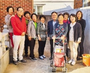 고현면 지역사회보장협의체 `사랑의 실버카`전달 - 남해시대 고현면 지역사회보장협의체 `사랑의 실버카`전달