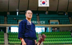 이은범 8단 범사, 기적의 길을 닦다 - 남해시대 이은범 8단 범사, 기적의 길을 닦다