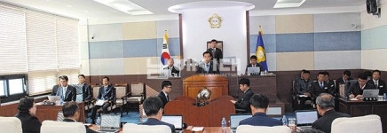 지지부진한 대명리조트, 하 의원 쓴 소리 `약 될까` - 남해시대 지지부진한 대명리조트, 하 의원 쓴 소리 `약 될까`