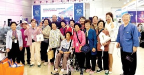 남해군 문해교실 수강생들, 경남 문해의 달 행사에서 `반짝 반짝` - 남해시대 남해군 문해교실 수강생들, 경남 문해의 달 행사에서 `반짝 반짝`