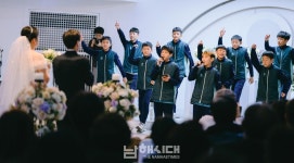 빵을 나누던 따뜻한 손, 이제는 사랑을 품다 - 남해시대 빵을 나누던 따뜻한 손, 이제는 사랑을 품다