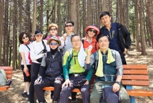 남상산악회, 5월 정기산행 황령산 편백숲에서 우의 다져 - 남해시대 남상산악회, 5월 정기산행 황령산 편백숲에서 우의 다져