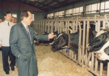 축산연구사진 < 역사관 < 기관소개 < 국립축산과학원