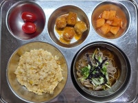 9.3(수) 학교급식 식단 사진입니다. :: 급식 소식 :: 온양풍기초등학교 온양풍기초등학교 :: 급식 소식 :: 9.3(수) 학교급식 식단 사진입니다.