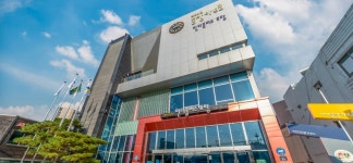 퐝퐝여행 > 커뮤니티 > 알림마당 > 우리가 찾던 특별한 영화관! 포항시립중앙아트홀 알림마당