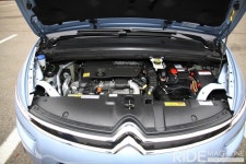 여행갈 땐 이 차를 타라! 시트로엥 그랜드 C4 피카소 - 라이드매거진 여행갈 땐 이 차를 타라! 시트로엥 그랜드 C4 피카소 - 라이드매거진 