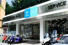 Piaggio Vespa, 서울 딜러점 확장 이전 - 라이드매거진 Piaggio Vespa, 서울 딜러점 확장 이전 - 라이드매거진 