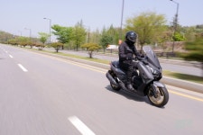 가성비의 공격은 쿼터급에서도 계속된다, 착한스쿠터 보스 250 - 라이드매거진 가성비의 공격은 쿼터급에서도 계속된다, 착한스쿠터 보스 250... 