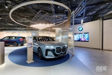 BMW 한독 모터스, 용산 아이파크몰 전시장 새단장… 쇼핑·문화·여가 잇는 브랜드 공간 - 라이드매거진 BMW 한독 모터스, 용산 아이파크몰 전시장... 