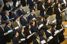 교회행사사진 - 주님 앞에 두 손을 모읍니다