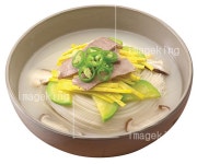 곰탕국수 > 음식 | 이미지 사용조건이 까다롭지 않은 요리사진 100만컷