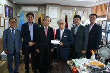 대구지방변호사회, 대구광역시지체장애인협회에 후원금 전달... (SocialFocus) 대구지방변호사회, 대구광역시지체장애인협회에 후원금 전달