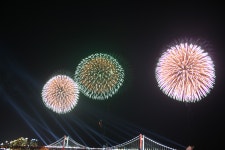 부산지방검찰청 동부지청 > 알림마당 > 생생포토 > 상세보기 - 제3회불꽃축제 제3회불꽃축제