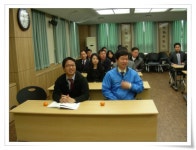 청주지방검찰청 영동지청 > 알림마당 > 생생포토 > 상세보기 - 090305 1차 검찰아카데미 시청 090305 1차 검찰아카데미 시청