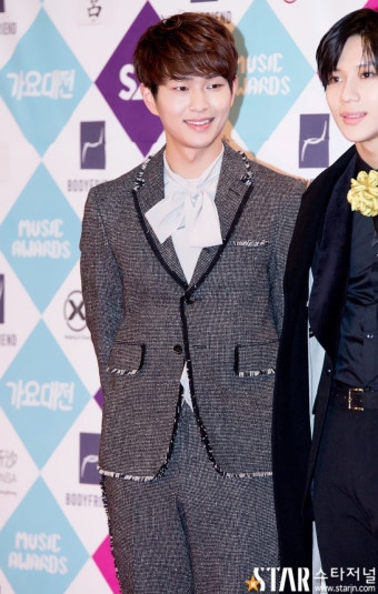 [스타포토]샤이니(SHINee) 온유, 만화속을 찢고 나온듯한 만찢남 비주얼:스타저널 #www.starjn.com [스타저널] [스타포토]샤이니(SHINee) 온유...