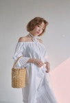 www.stylenanda.com 큐빅총총 라탄 원통바켓백