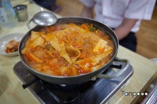 인사동 이름없는 김치찌개 식당 먹고 싶었어요~ ソウル、仁寺洞... - 일본헤어스타일 일본인미용사 홍대미용실 상수동미용실 상수역미용실... 
