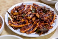 [한국여행] 용궁단골식당 불맛 가득한 「오징어 불고기」 - 고팀장 갤러리 - 탄포포헤어