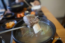 홍대 맛집으로 소문난 면채반 갈비탕 - 합정동 홍대 상수동 갈만한 곳 - 탄포포헤어