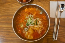 점장님이랑 모리카호상이랑 맛있는 북촌 만두국~ - 탄포포 갤러리 - 탄포포헤어