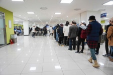 오늘은 시오리상이랑 홍대 제2기숙사 구내 식당에 학식으로 맛있게 식사했어요! - 탄포포 갤러리 - 탄포포헤어