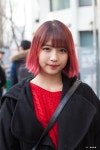 핑크레드 보브단발 헤어스타일 2014년 여자 헤어스타일 - 홍대 길거리 봄 패션스타일 2014년 추천 여자 헤어스타일 - 길거리 헤어스타일... 